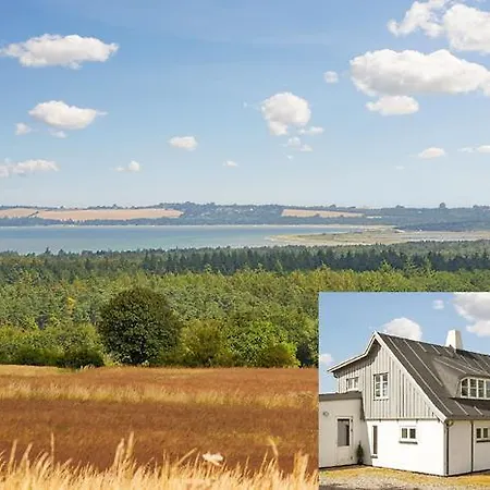 Feriehus Country House